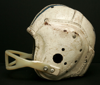 Illustration for article titled 12 Helmets from the Dark Ages of Football